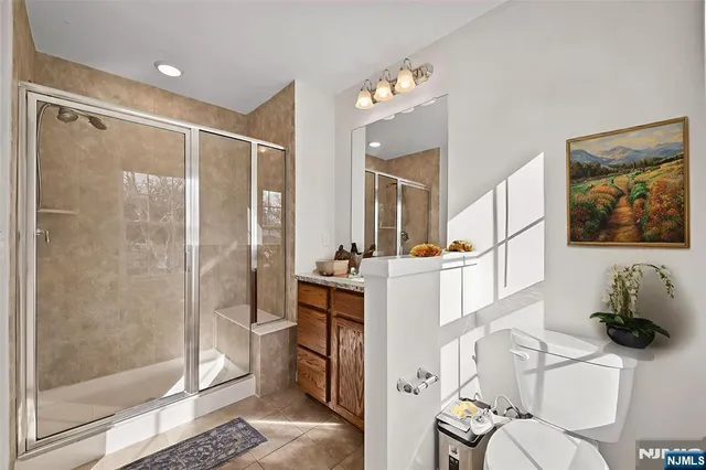 $4,875 | 9 Landmark Lane, Unit 1003, Fair Lawn, NJ 07410