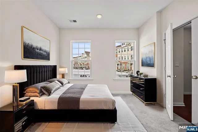 $4,875 | 9 Landmark Lane, Unit 1003, Fair Lawn, NJ 07410