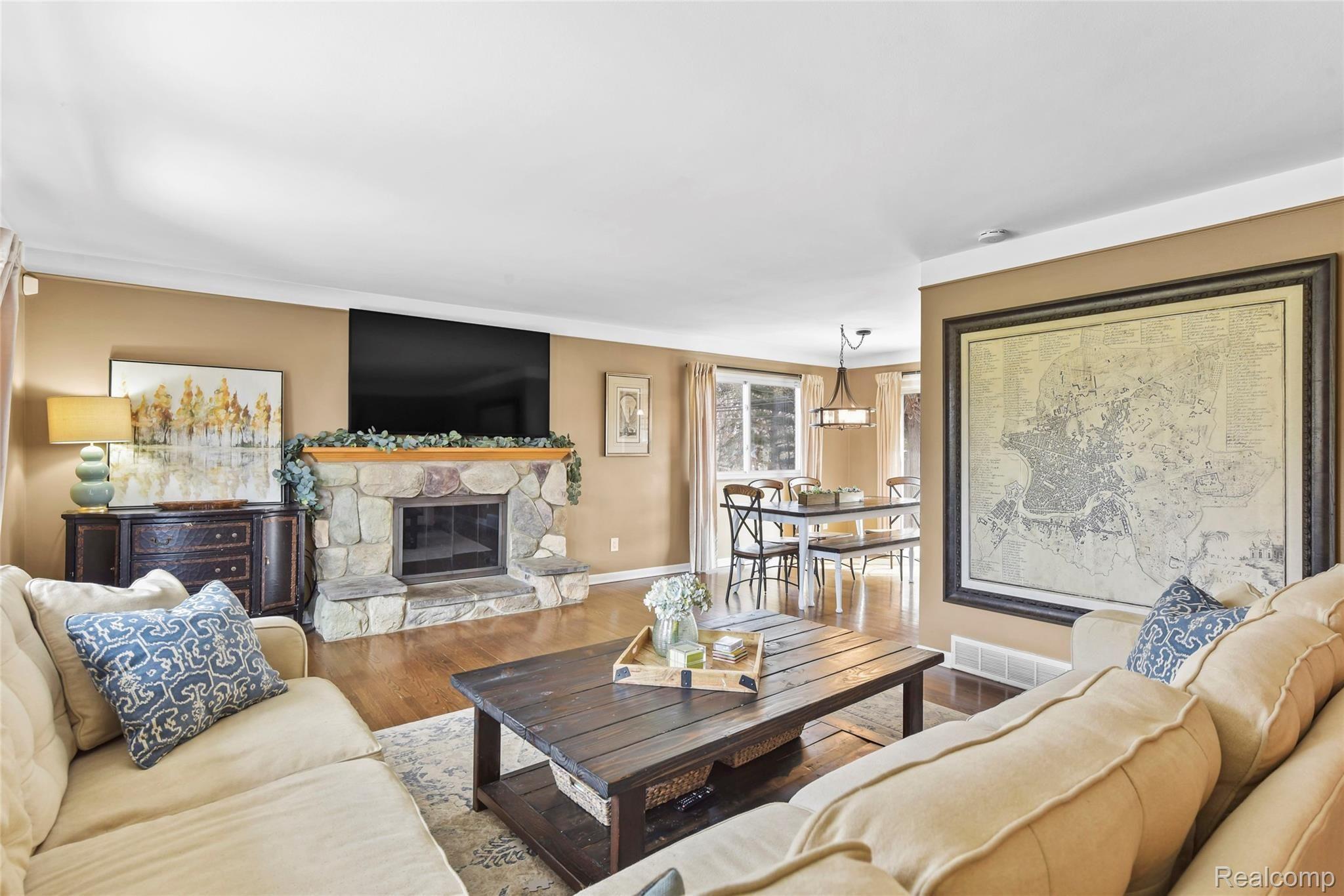1489 Walton Blvd. Rochester, MI 48309 - Photo 13 of 30 DSC_2000.jpg