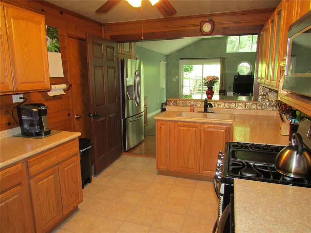 680 Fallen Timber Road Elizabeth, PA 15037 - Photo 20 of 25 Kitchen