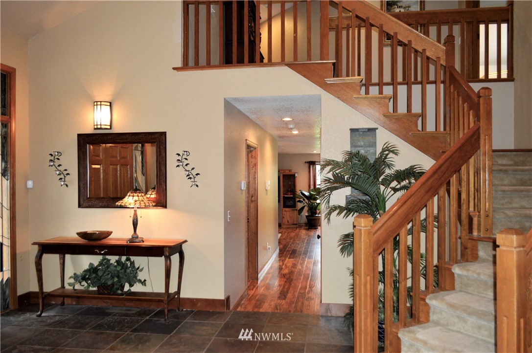 5300 Blvd Ext Road Southeast Olympia, WA 98501 - Photo 3 of 25 Gallery Image 3