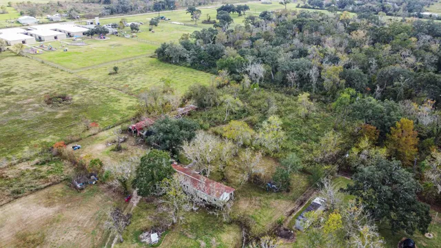 a view of a garden with an outdoor space