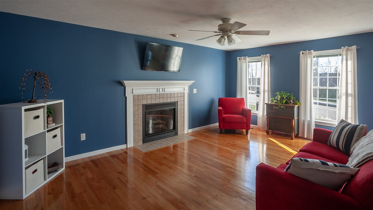 35 Streamside Drive Manchester, NH 03102 - Photo 12 of 33 Gallery Image 12