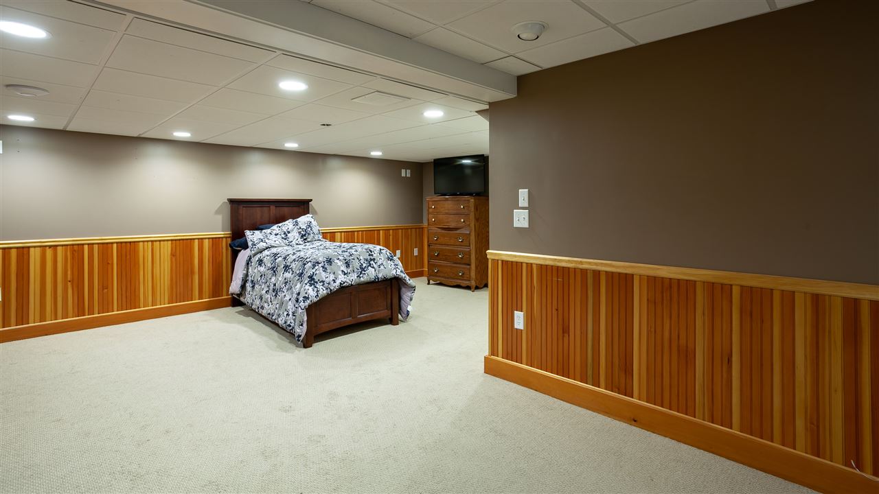 35 Streamside Drive Manchester, NH 03102 - Photo 29 of 33 Gallery Image 29