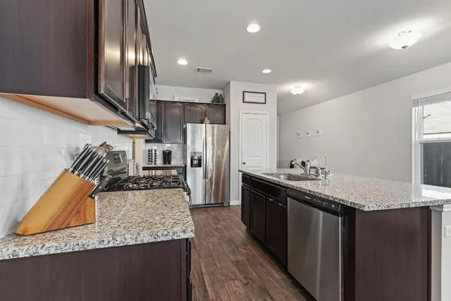 $334,900 | 112 Sandhill Piper Street, Leander, TX 78641