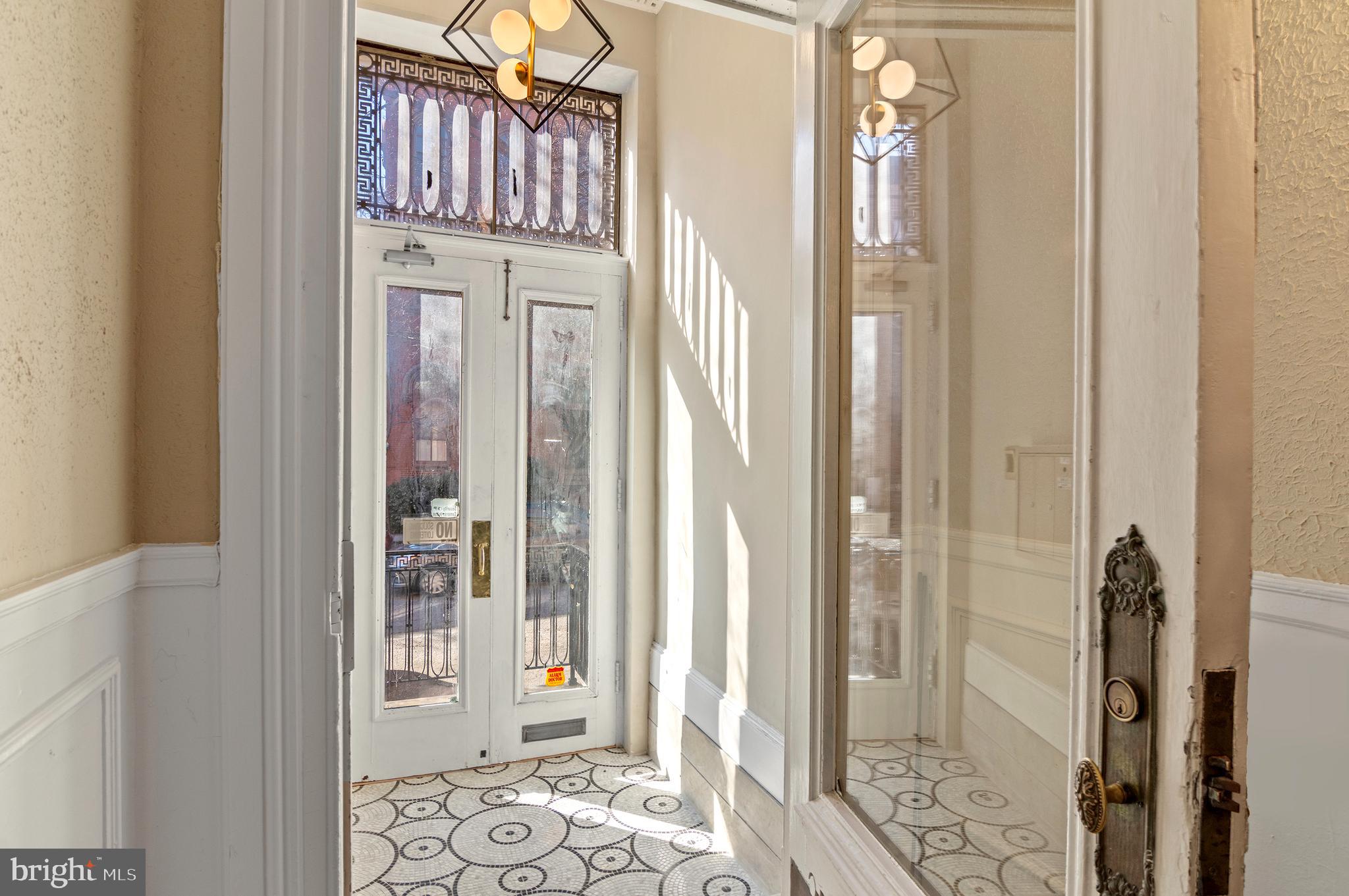 919 St Paul Street, Unit 3 Baltimore, MD 21202 - Photo 4 of 29