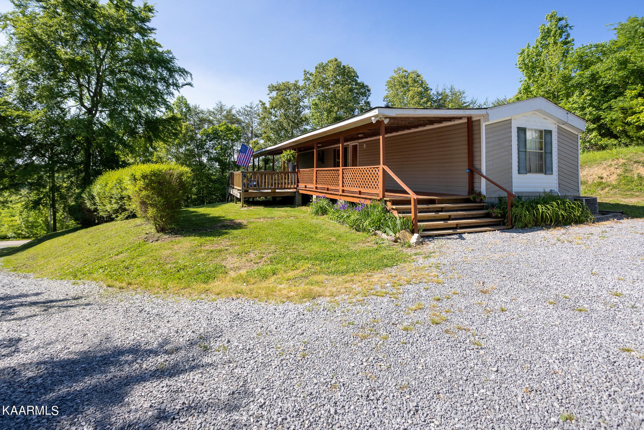 7348 Garland Road Maryville, TN 37801 - Photo 1 of 22 Gallery Image 1