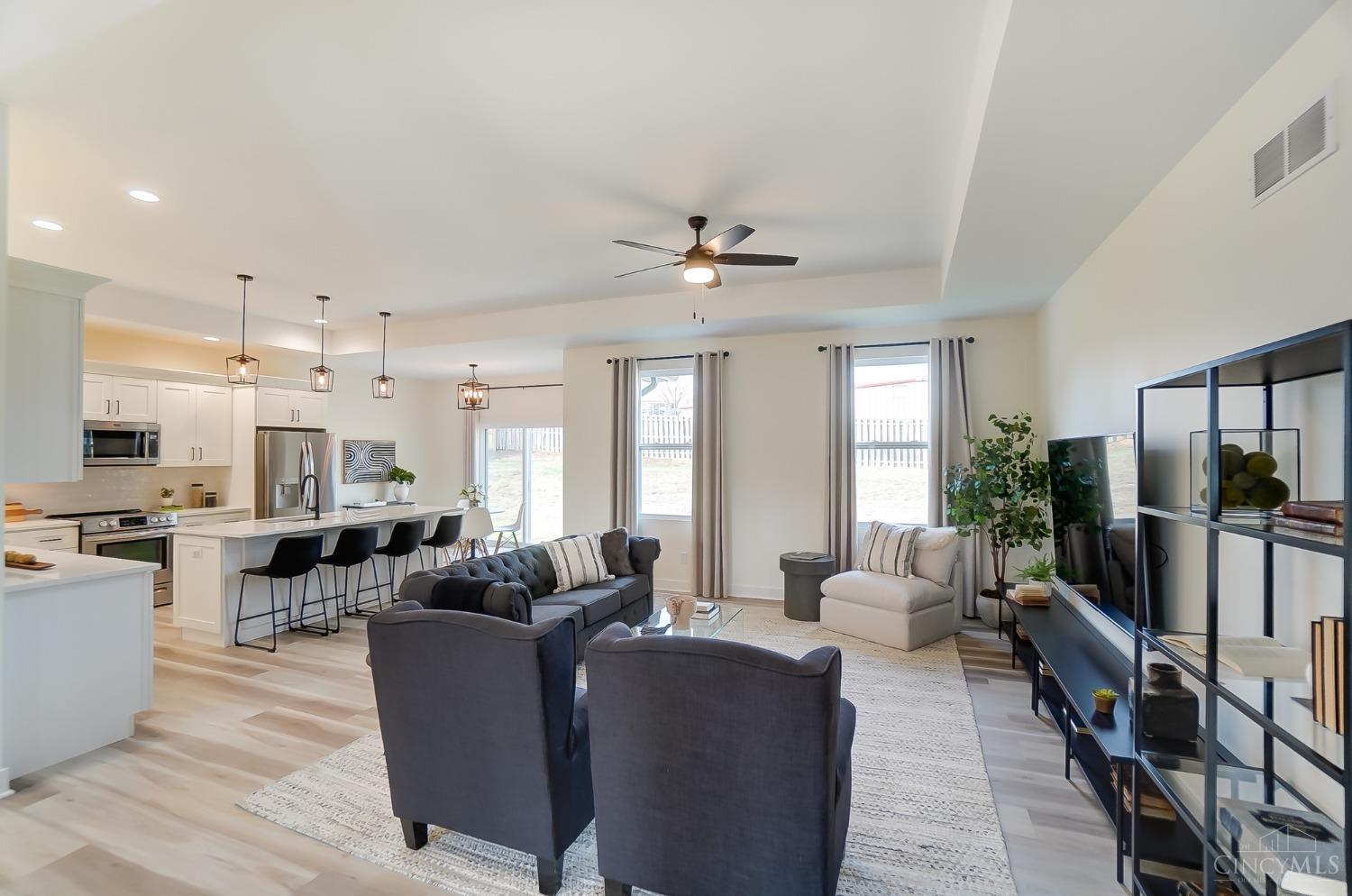 5109 Valley Ridge Road Cincinnati, OH 45247 - Photo 10 of 52 Gallery Image 10