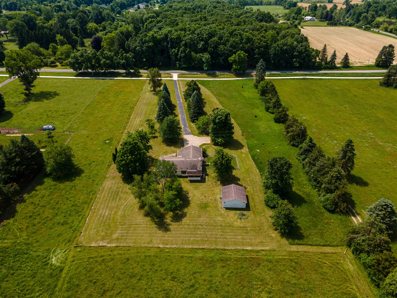 9050 Dexter-Chelsea Road Dexter, MI 48130 - Photo 51 of 56