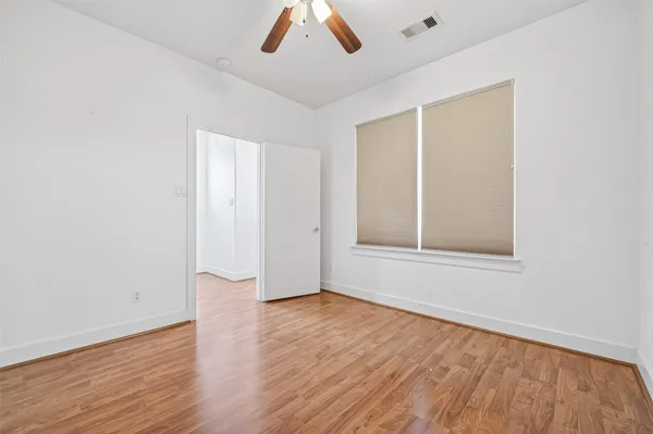 $2,500 | 5427 Kansas Street, Unit B, Houston, TX 77007