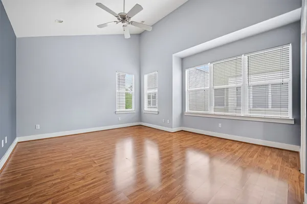 $2,500 | 5427 Kansas Street, Unit B, Houston, TX 77007