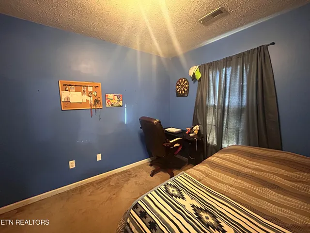 $475,000 | 1013 Highway 61, Blaine, TN 37709