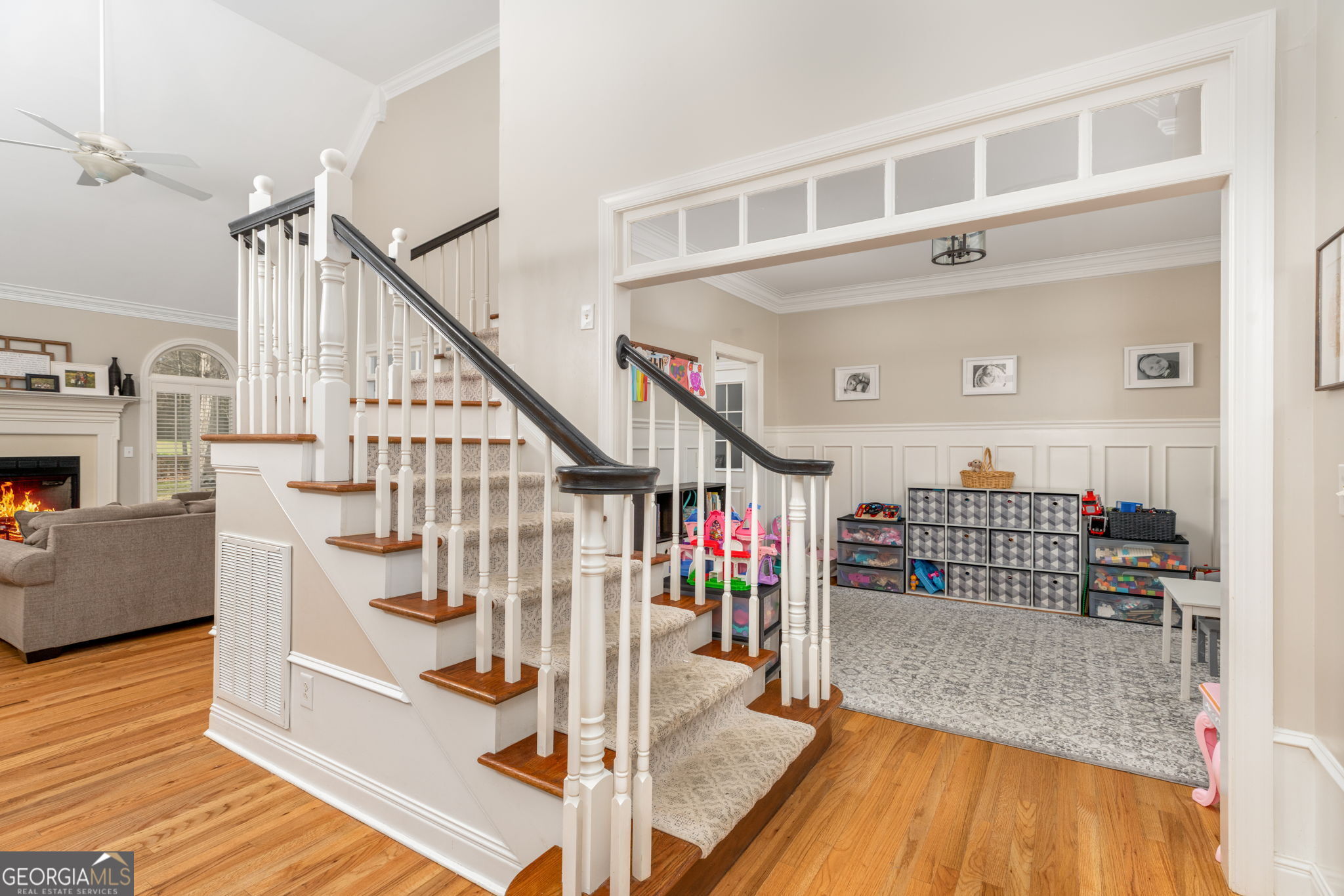 144 Cambridge Way Macon, GA 31220 - Photo 8 of 50 a view of entryway and hall with wooden floor