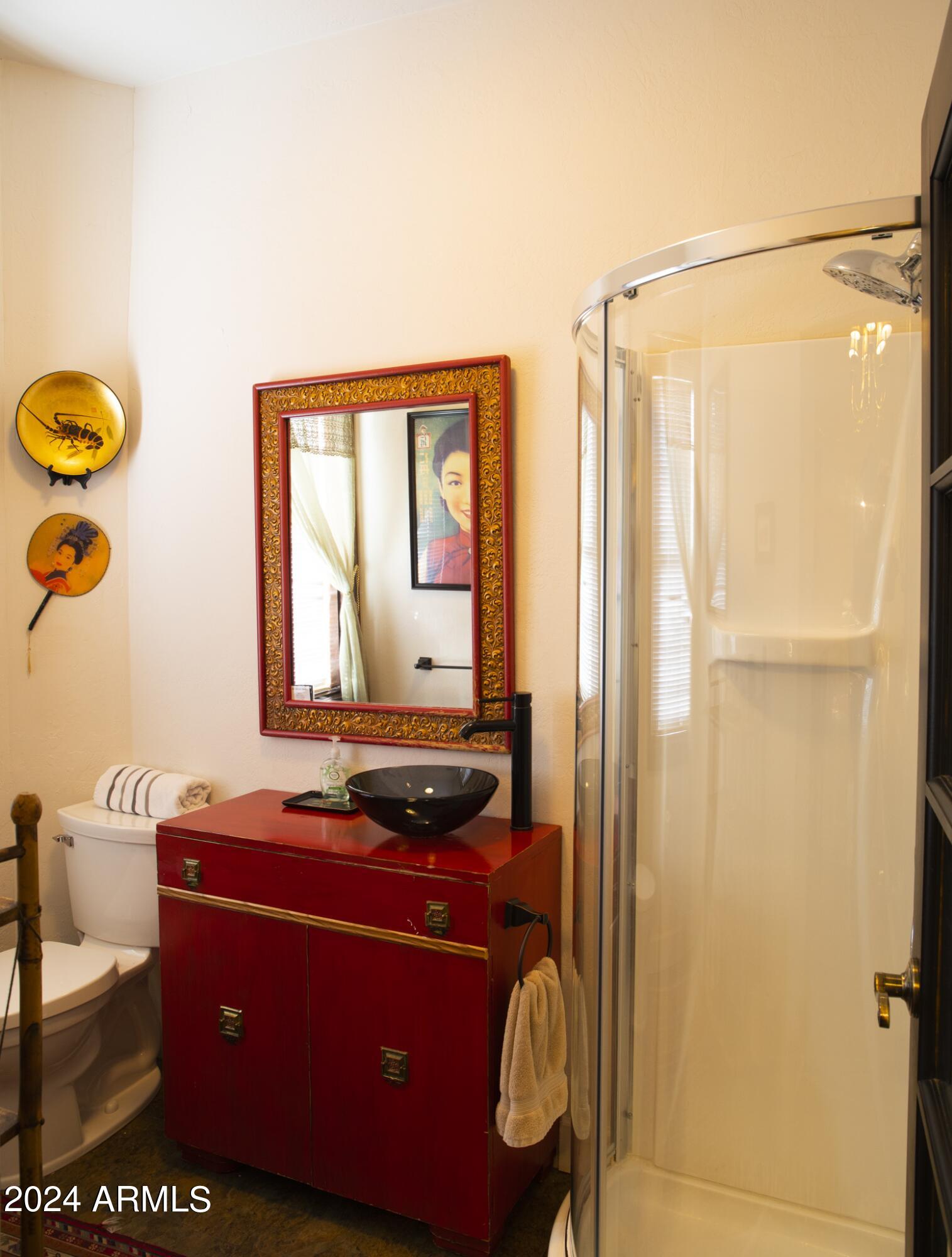 601 North Berry Avenue Winslow, AZ 86047 - Photo 15 of 28 AIRB&B-14