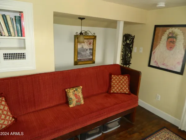 $275,000 | 601 North Berry Avenue, Winslow, AZ 86047