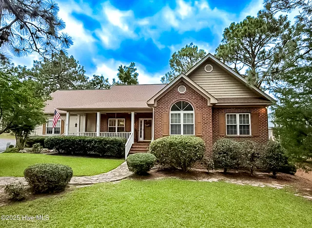 $569,000 | 2 Troy Court, Pinehurst, NC 28374