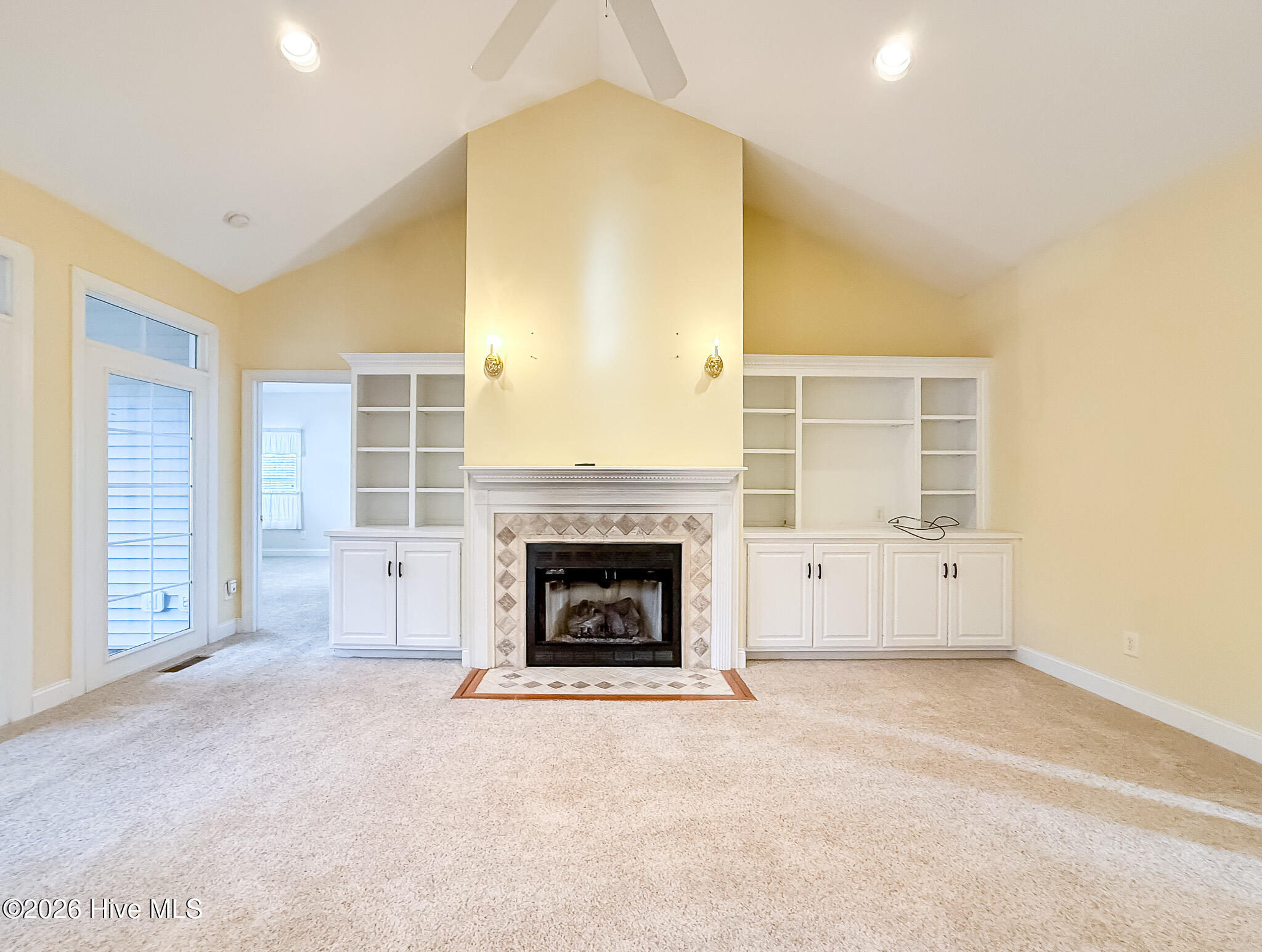 2 Troy Court Pinehurst, NC 28374 - Photo 20 of 71 Living Room