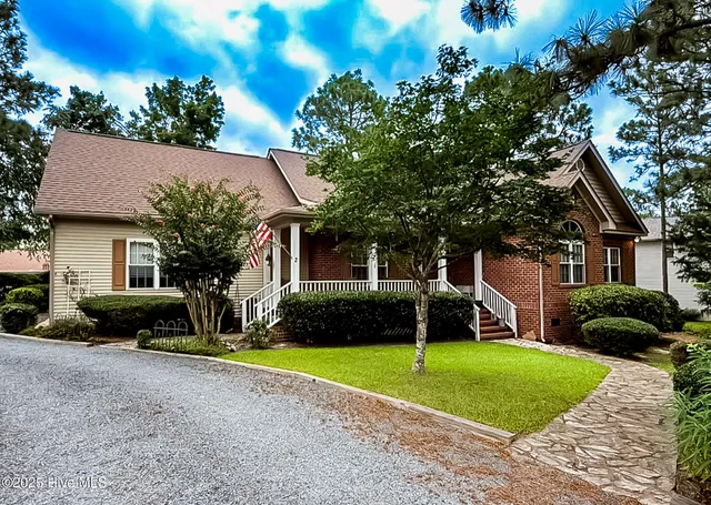 $569,000 | 2 Troy Court, Pinehurst, NC 28374
