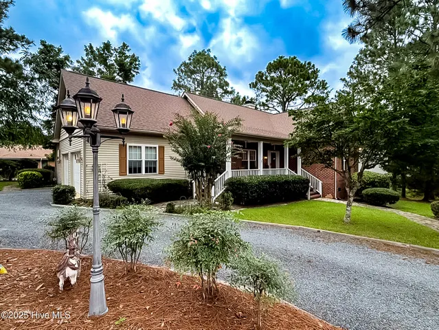 $569,000 | 2 Troy Court, Pinehurst, NC 28374