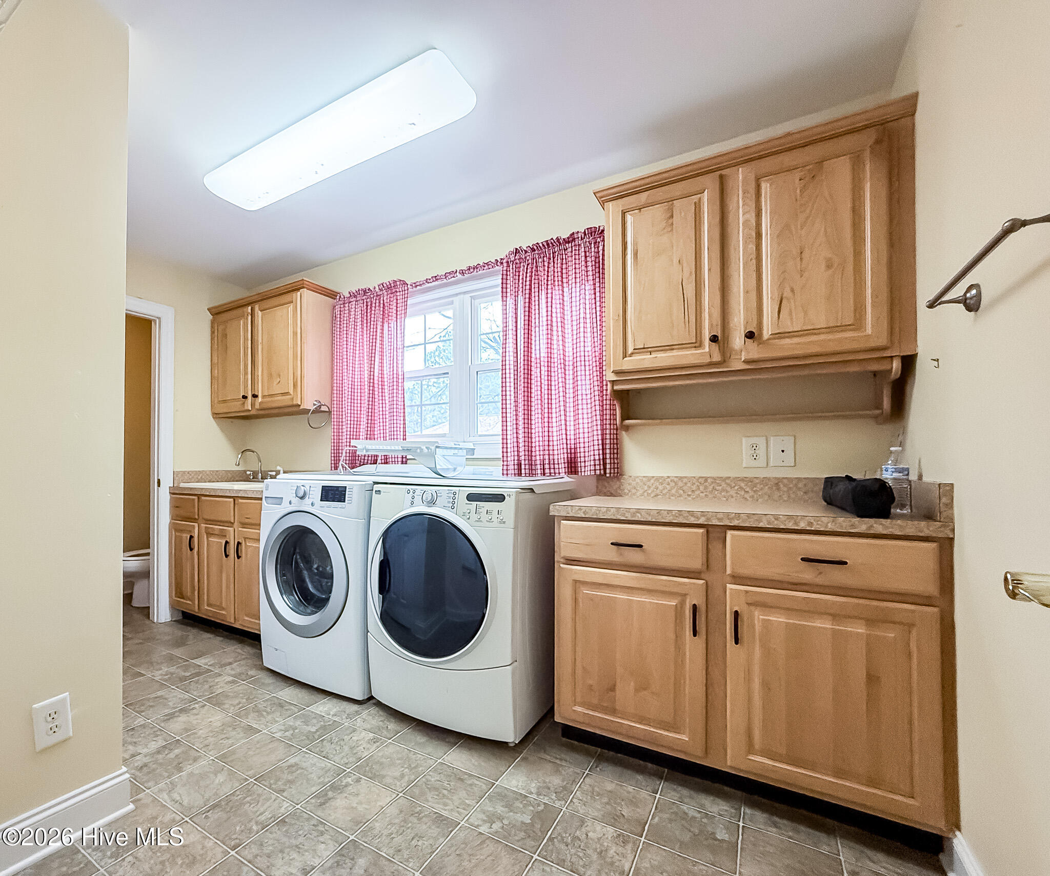 2 Troy Court Pinehurst, NC 28374 - Photo 36 of 71 Laundry Room