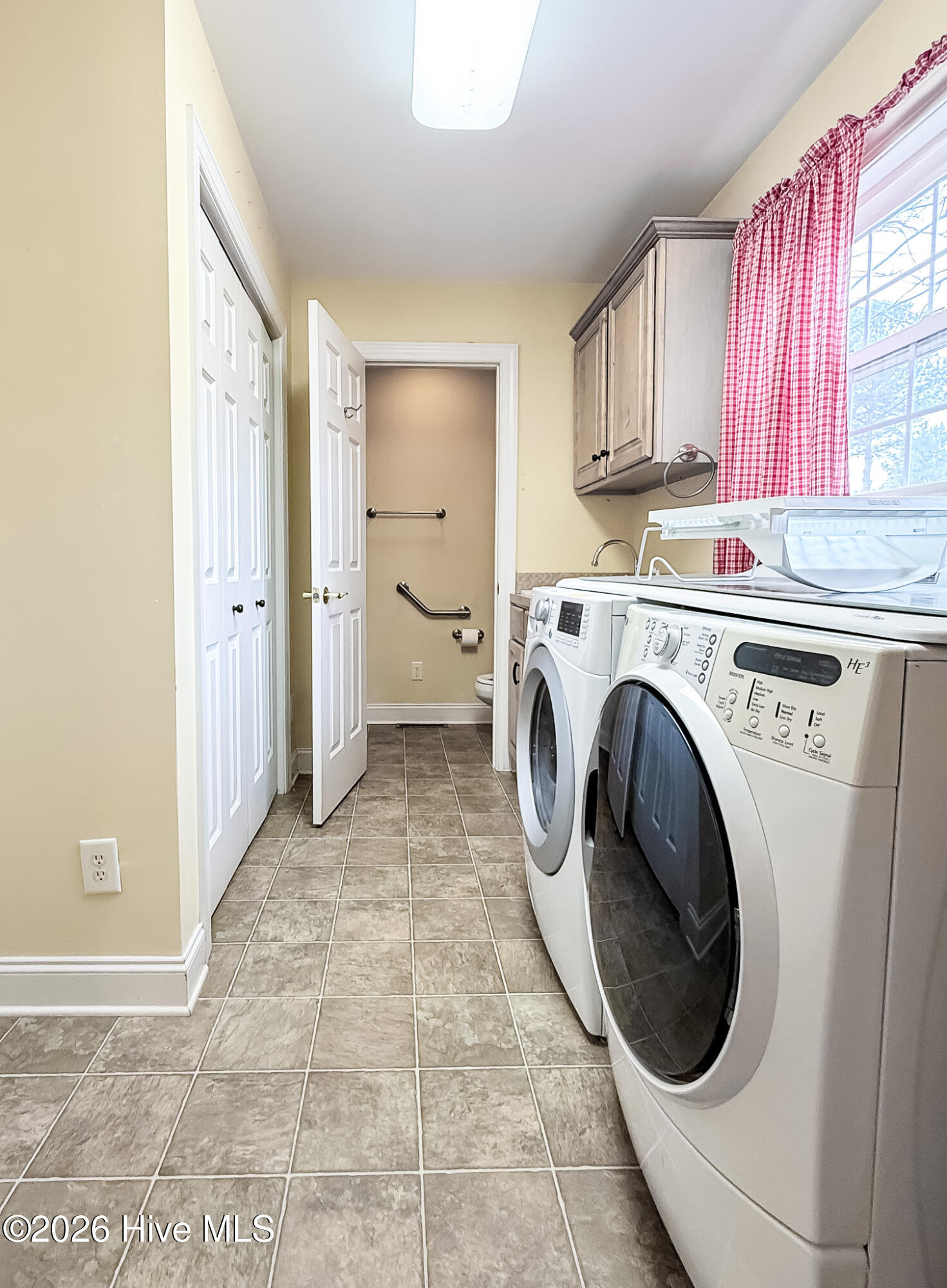 2 Troy Court Pinehurst, NC 28374 - Photo 37 of 71 Laundry Room