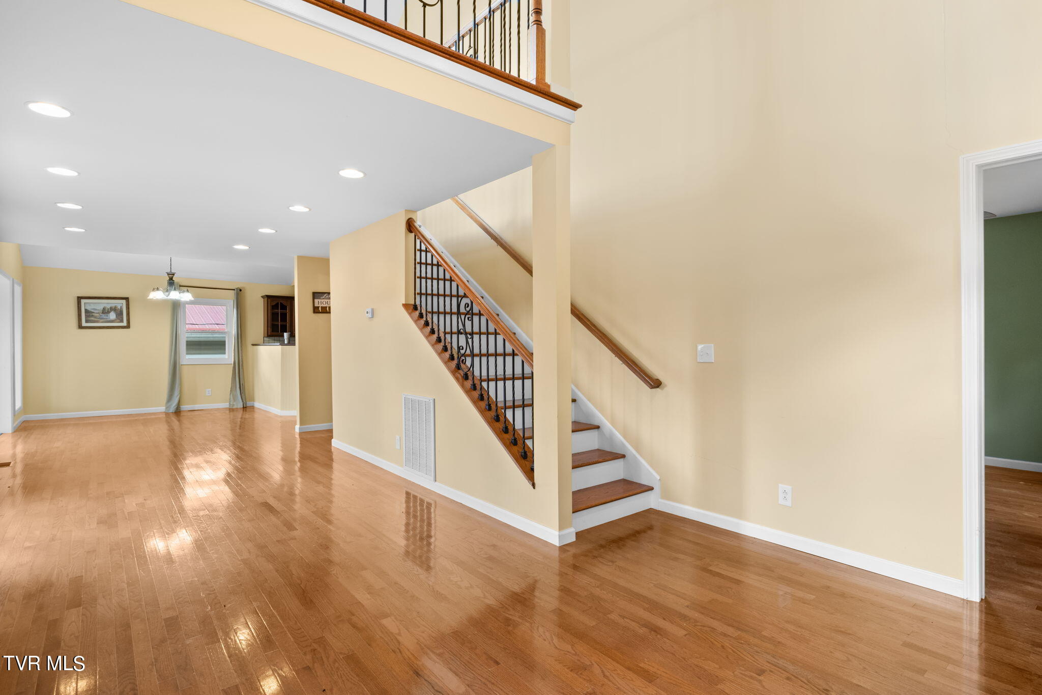 22082 Big Bass Camp Road Abingdon, VA 24211 - Photo 16 of 30 16-web-or-mls-IMG_3427