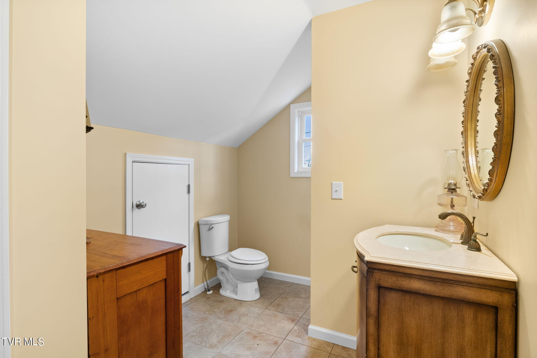 22082 Big Bass Camp Road Abingdon, VA 24211 - Photo 22 of 30 29-web-or-mls-IMG_3466