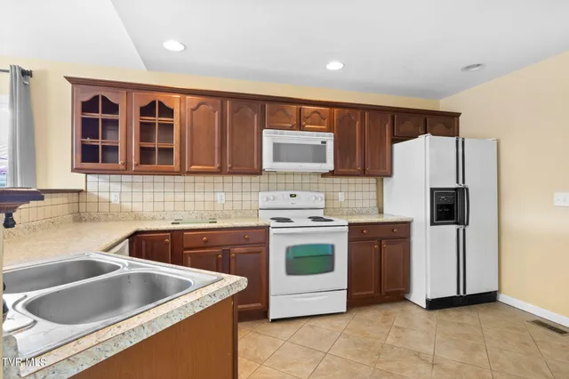 $339,000 | 22082 Big Bass Camp Road, Abingdon, VA 24211