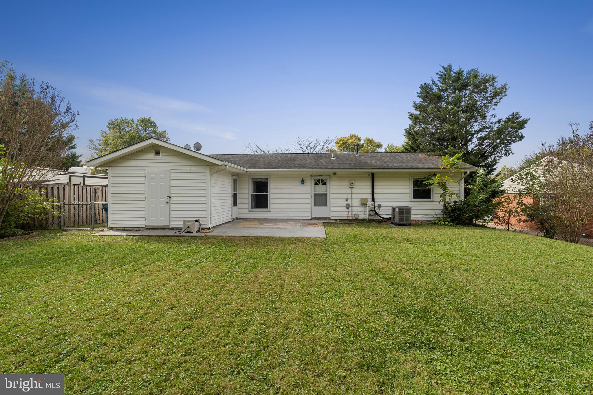 202 West Beech Road Sterling, VA 20164 - Photo 19 of 23 Back Exterior