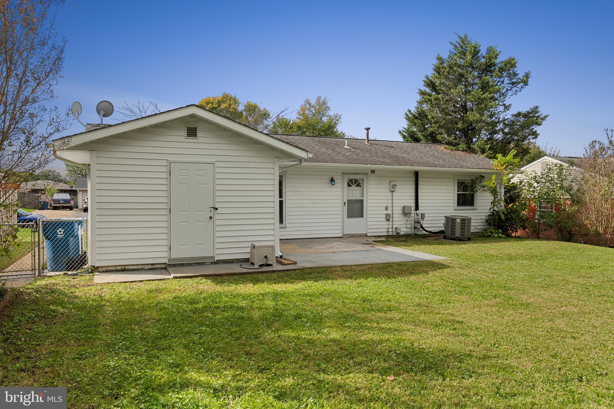 202 West Beech Road Sterling, VA 20164 - Photo 20 of 23 Exterior shed