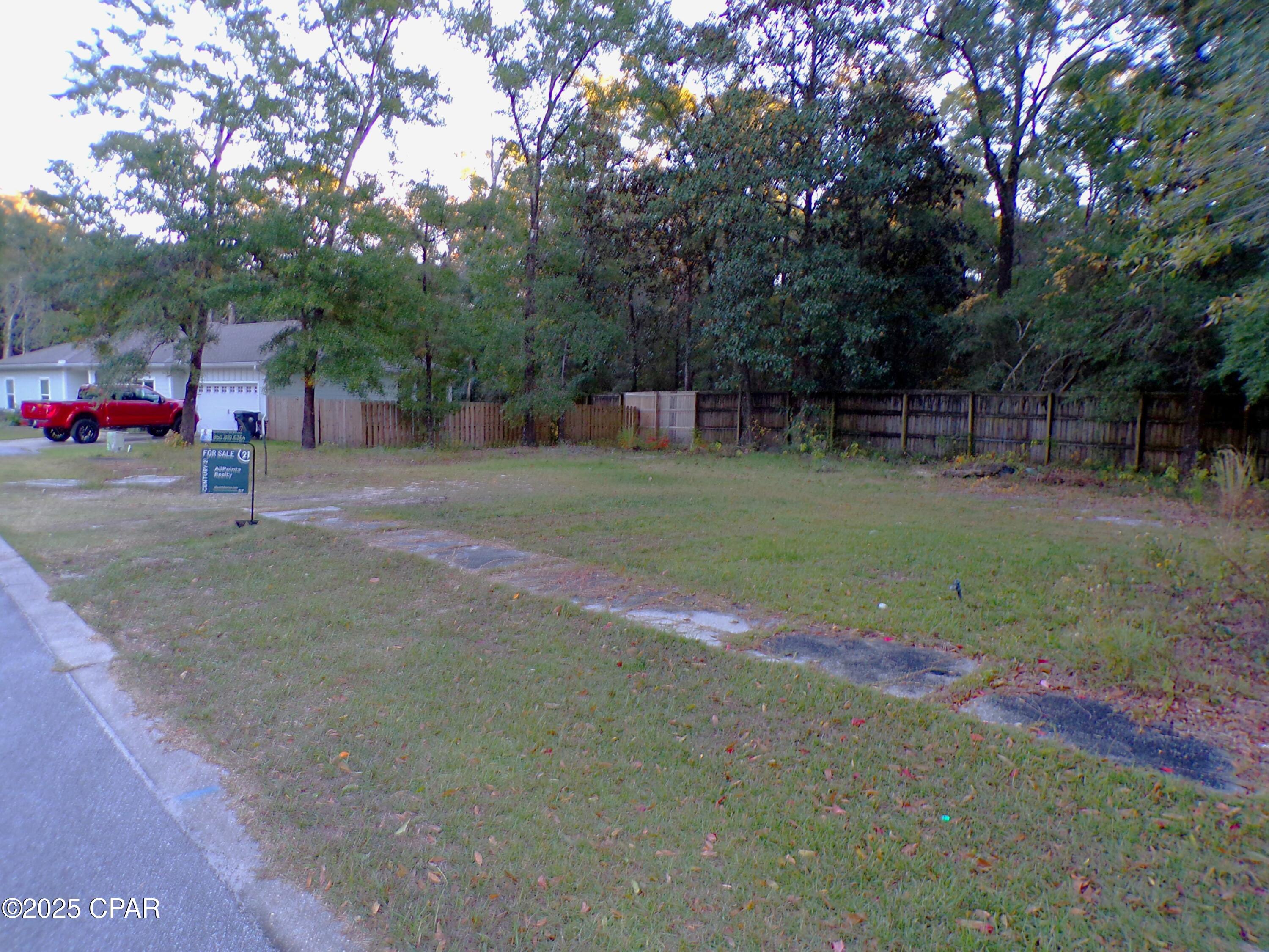 5 Prospect Street Freeport, FL 32439 - Photo 2 of 8