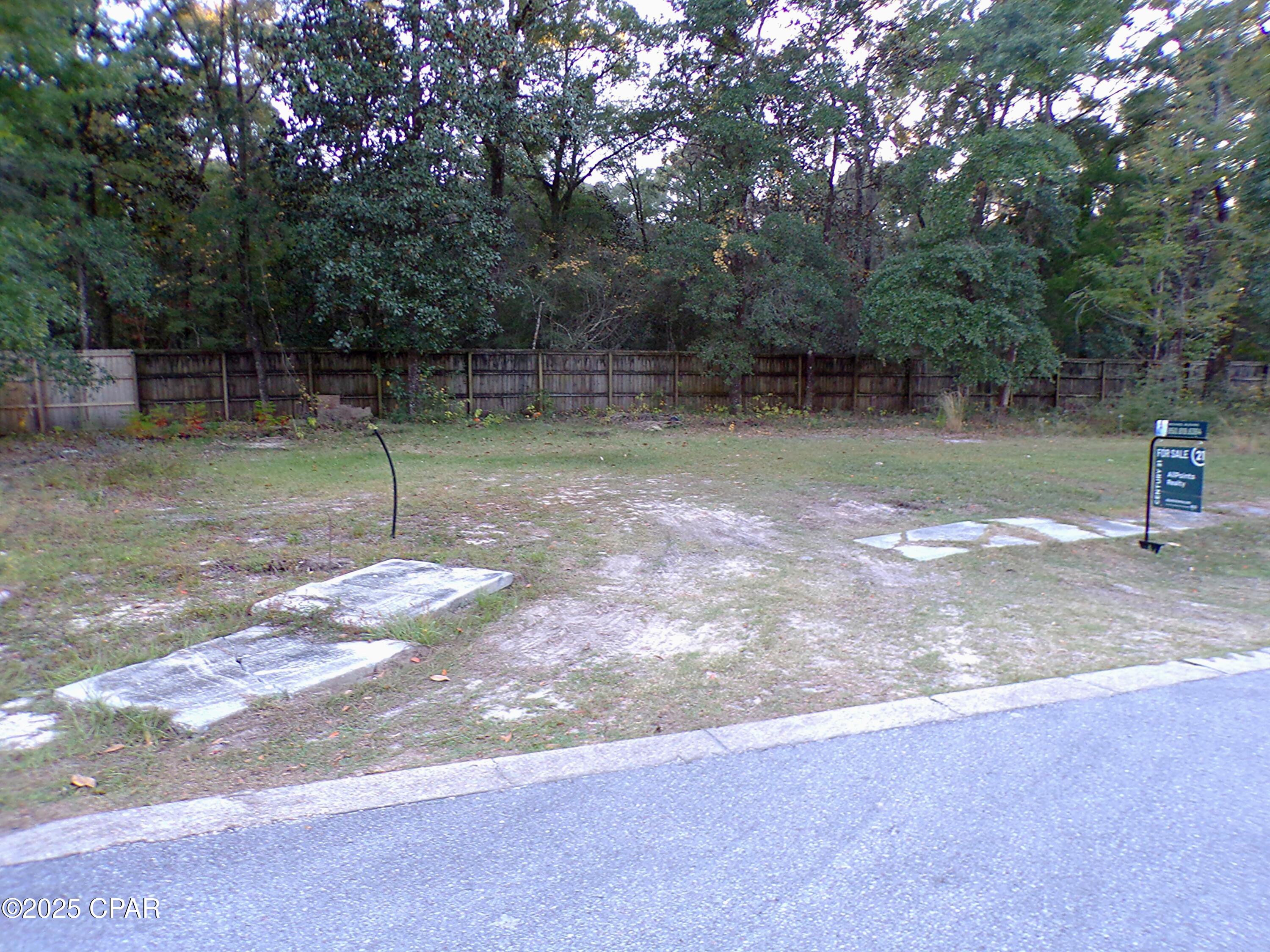 5 Prospect Street Freeport, FL 32439 - Photo 3 of 8