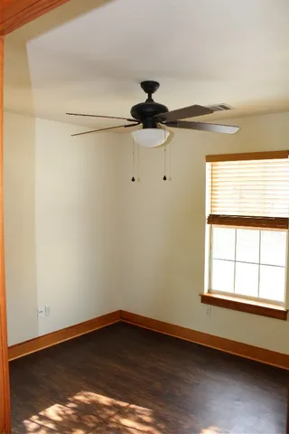 $1,350 | 107 Laurelwood Drive South, Unit B, Austin, TX 78733