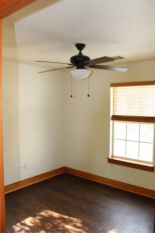 $1,350 | 107 Laurelwood Drive South, Unit B, Austin, TX 78733