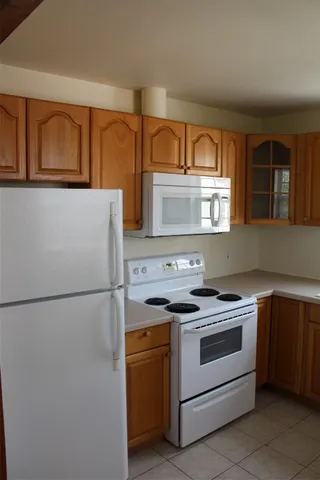 $1,350 | 107 Laurelwood Drive South, Unit B, Austin, TX 78733