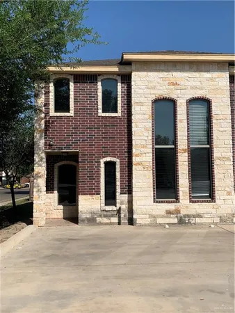 $950 | 301 South 49th Street, Unit 1, McAllen, TX 78501