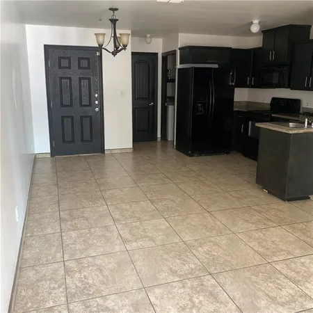 $950 | 301 South 49th Street, Unit 1, McAllen, TX 78501