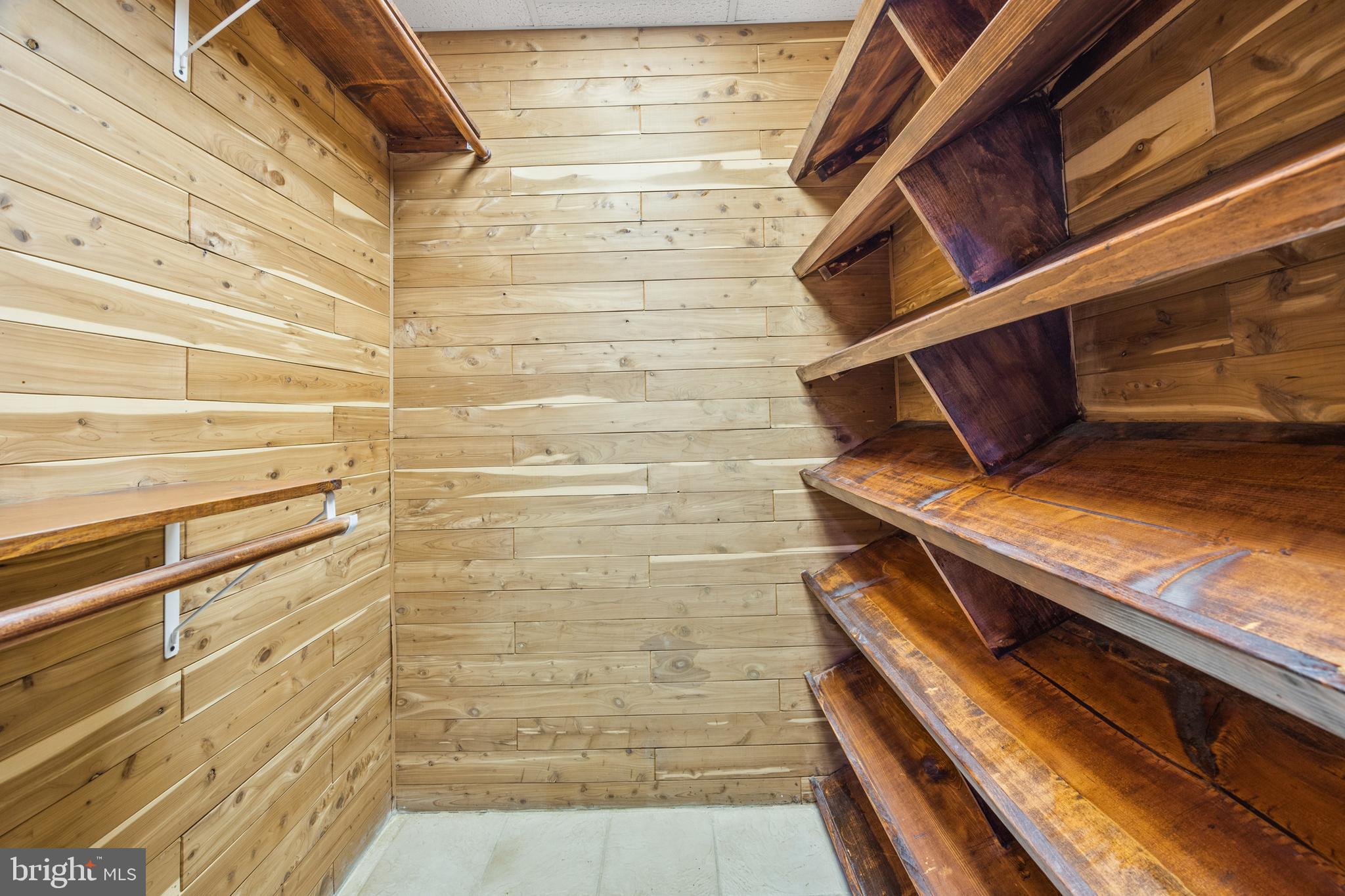 2370 Highway 211 Luray, VA 22835 - Photo 22 of 68 Foyer cedar closet