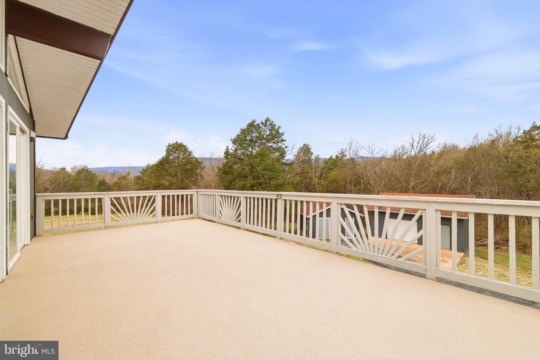 2370 Highway 211 Luray, VA 22835 - Photo 8 of 68