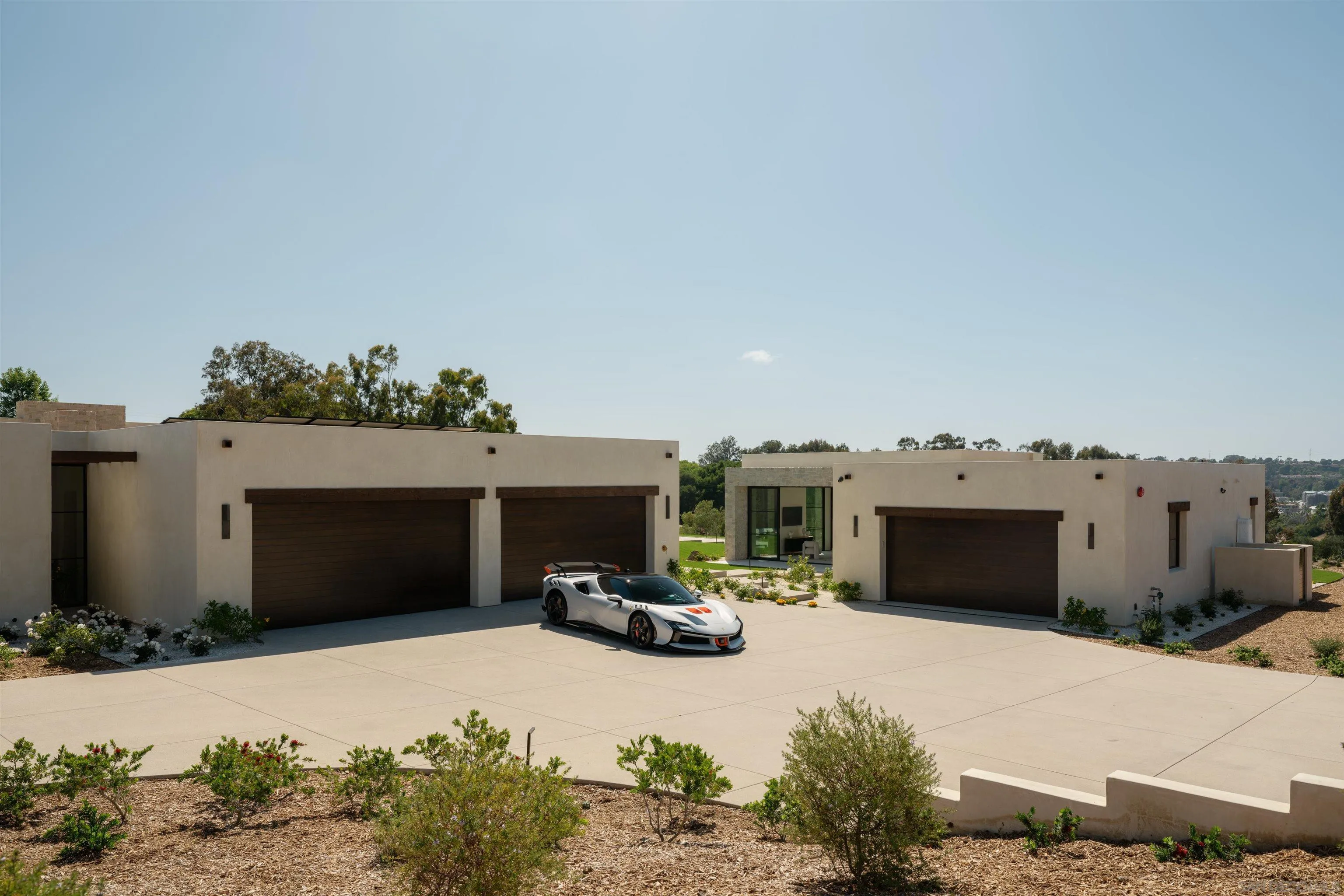 17650-52 Los Morros Rancho Santa Fe, CA 92067 - Photo 35 of 44 Garage