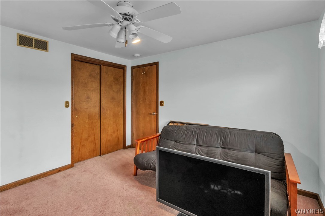 7295 Norman Road Wheatfield, NY 14120 - Photo 30 of 50