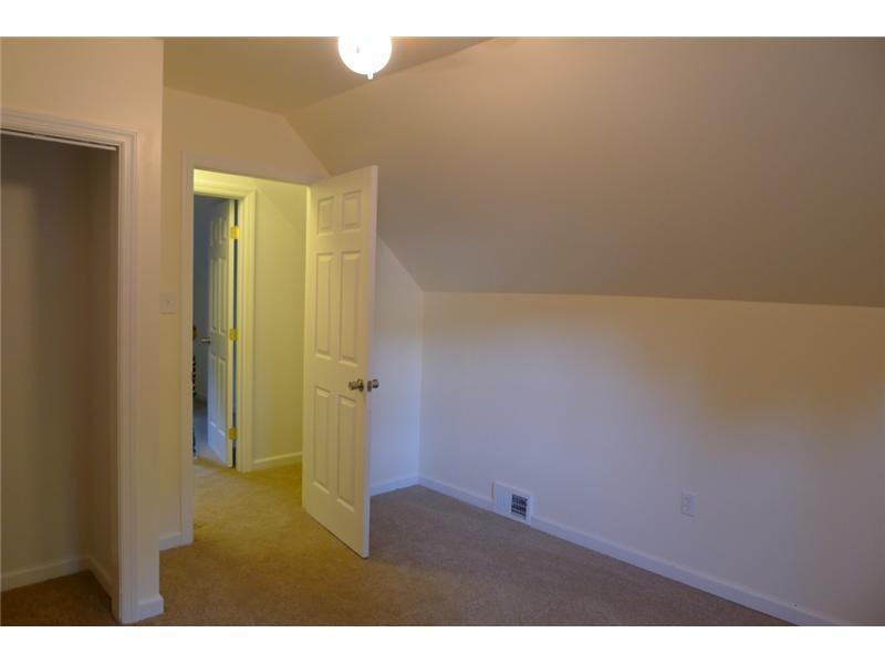 35 Rosedale Road Cheswick, PA 15024 - Photo 13 of 18 Bedroom.