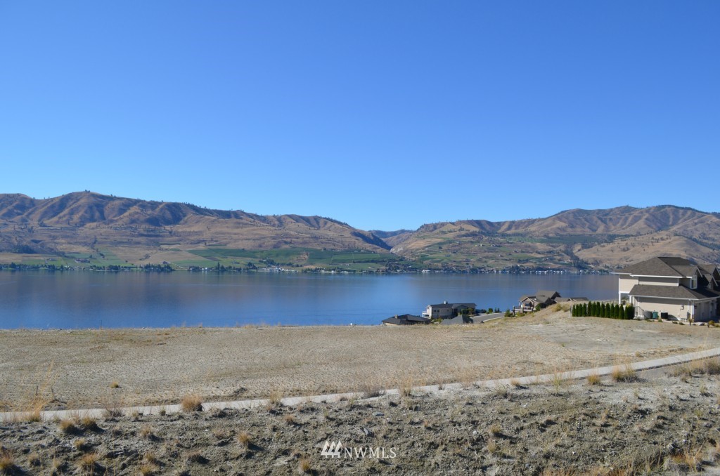 116 Ridgeview Drive Chelan, WA 98816 - Photo 1 of 18 Gallery Image 1