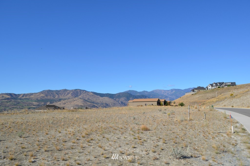 116 Ridgeview Drive Chelan, WA 98816 - Photo 5 of 18 Gallery Image 5