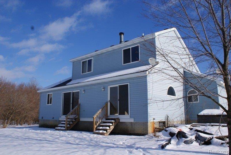 7202 Henderson Road Goodrich, MI 48438 - Photo 2 of 22 DSC06363.JPG