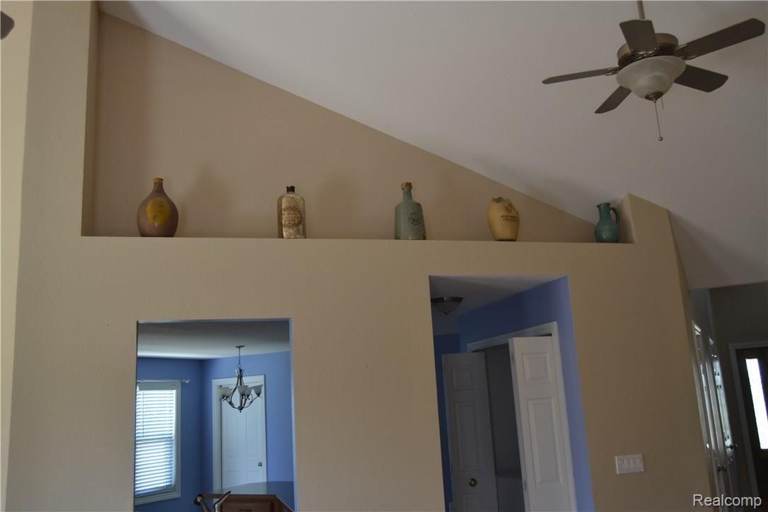 3829 Blohm Road Monroe, MI 48161 - Photo 10 of 29 DSC_0664.JPG
