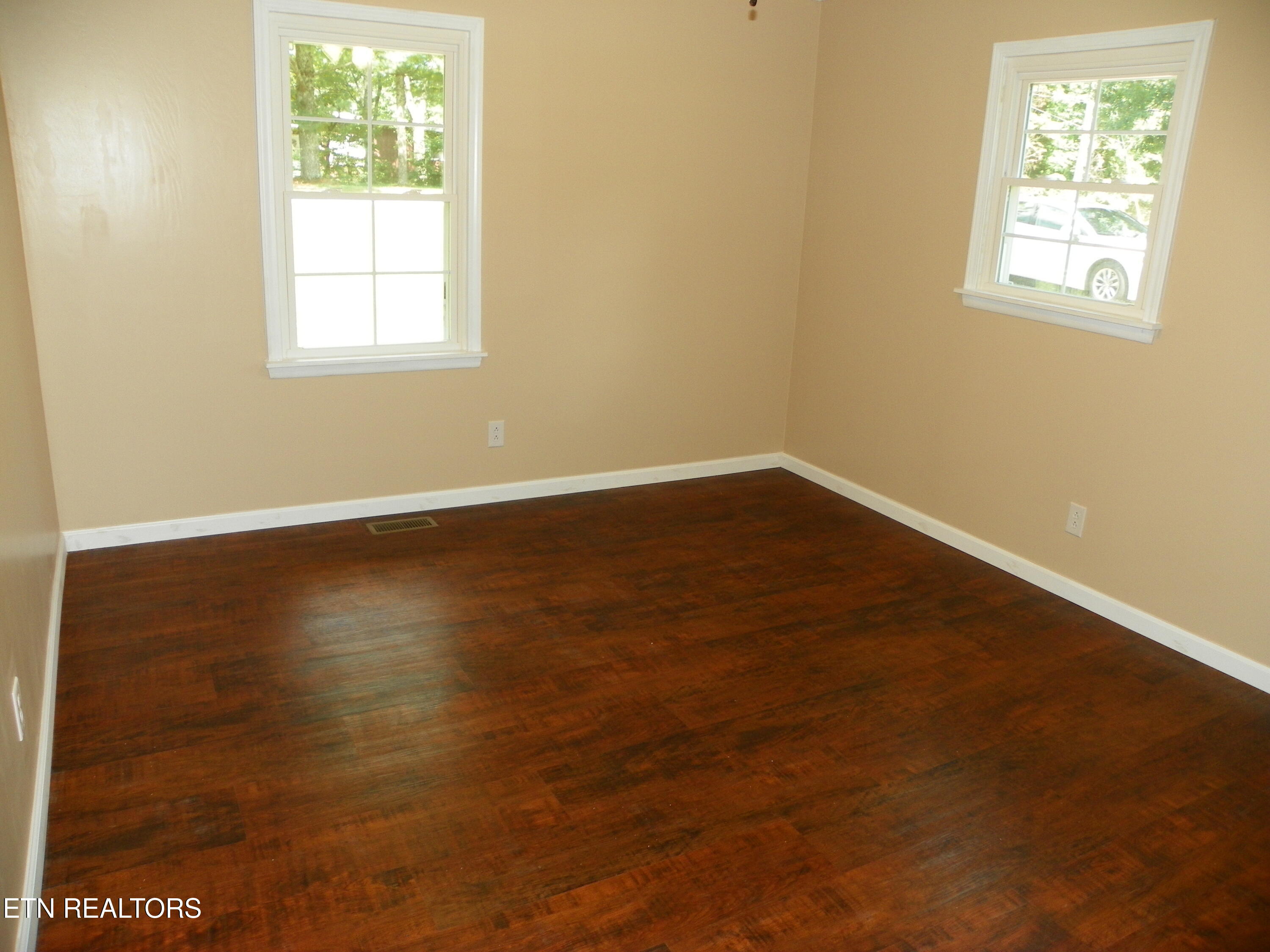 5294 Coal Bank Road Sparta, TN 38583 - Photo 11 of 19 017