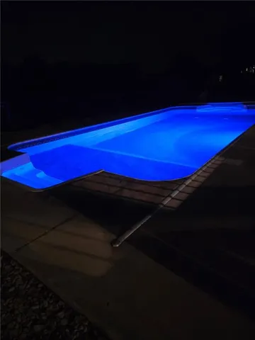 $749,900 | 607 Indian Trail Court, Smithville, MO 64089