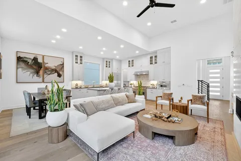 $1,099,000 | 2707 Salek View, Austin, TX 78741