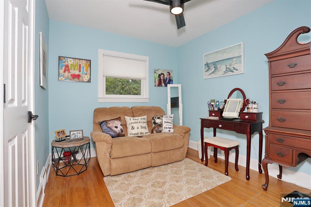 117 Roxbury Road Dumont, NJ 07628 - Photo 25 of 49